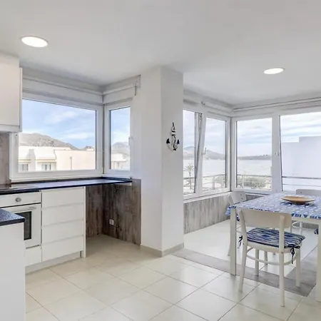 Elegant With Sea View In Puerto De Pollenca 120m² Jacuzzi Apartmán *